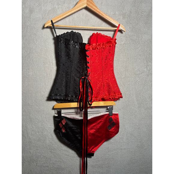 Harley Quinn Corset Costume Batman DC Red Black Womens Size Large - Picture 2 of 9